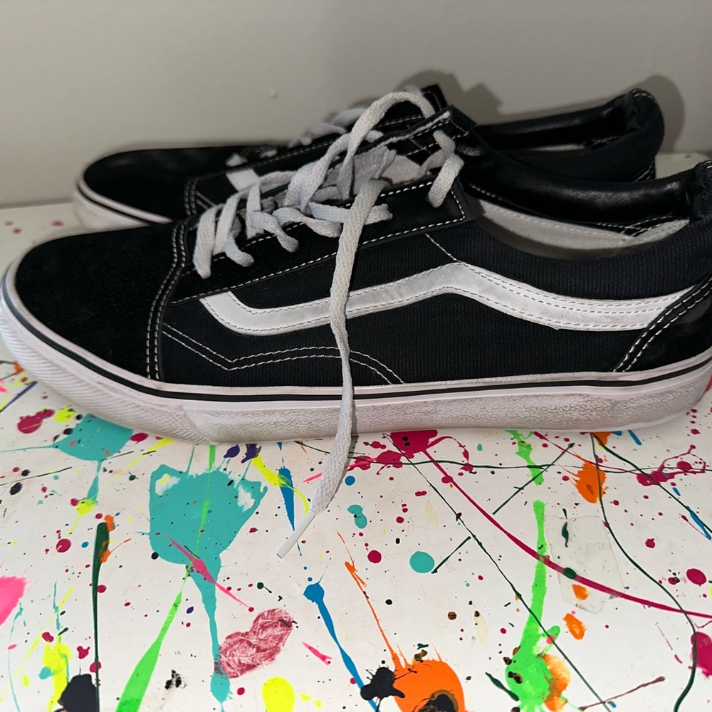 Men’s Vans - Picture 2 of 5